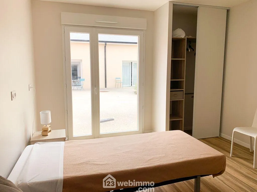 Studio meublé en résidence seniors à Mazé-Milon - Investissement rentable 