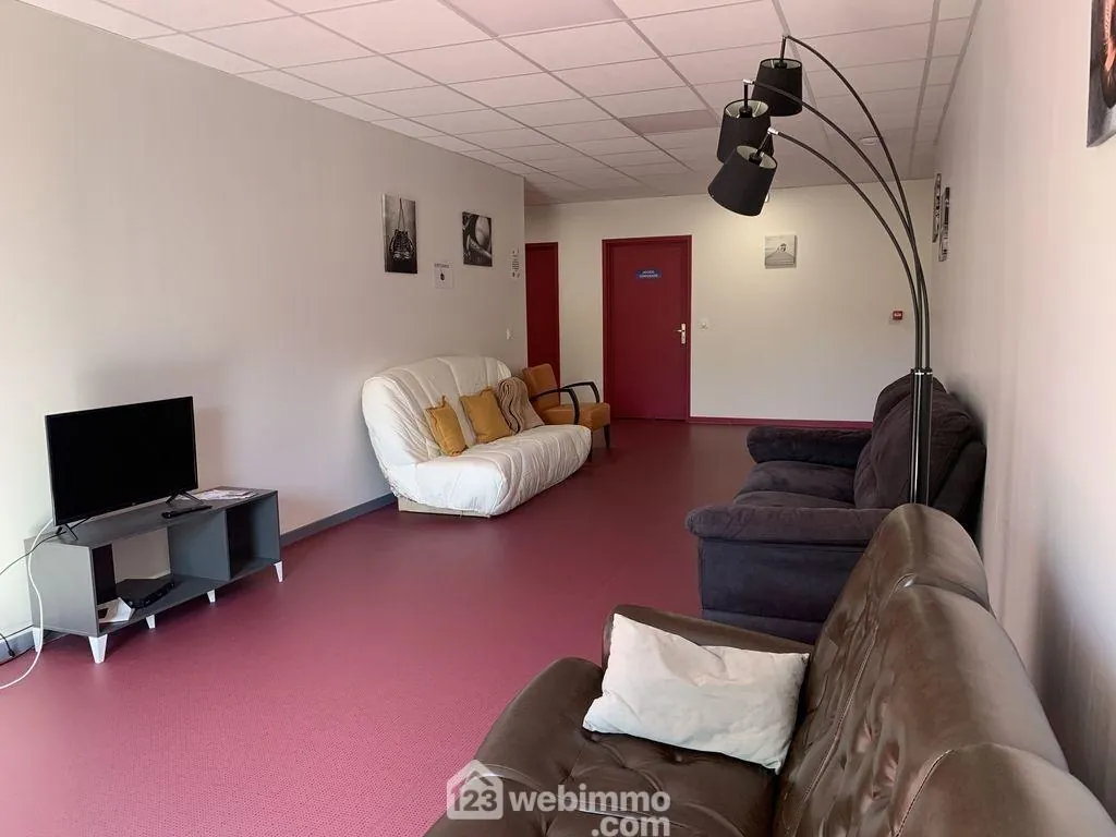 Studio meublé en résidence seniors à Mazé-Milon - Investissement rentable 