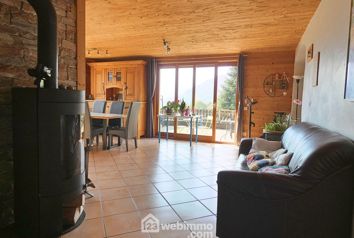 Appartement T4 en rez-de-jardin avec jardin à Marthod 