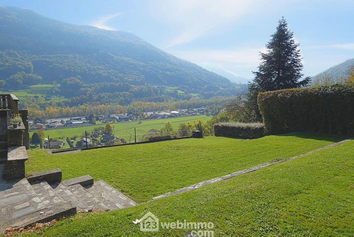 Appartement T4 en rez-de-jardin avec jardin à Marthod 