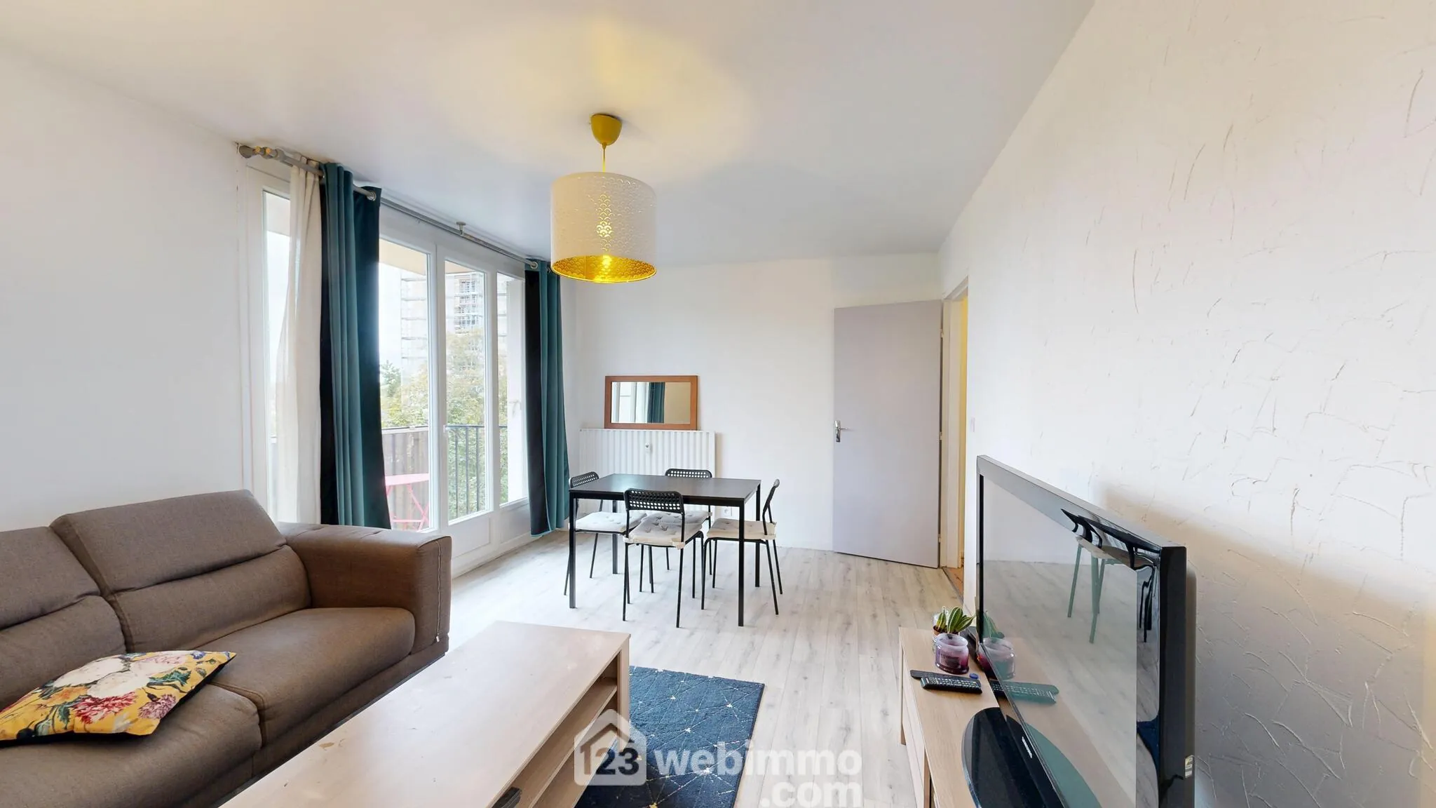 Appartement T4 à Compiègne avec revenu locatif de 1020€ par mois 