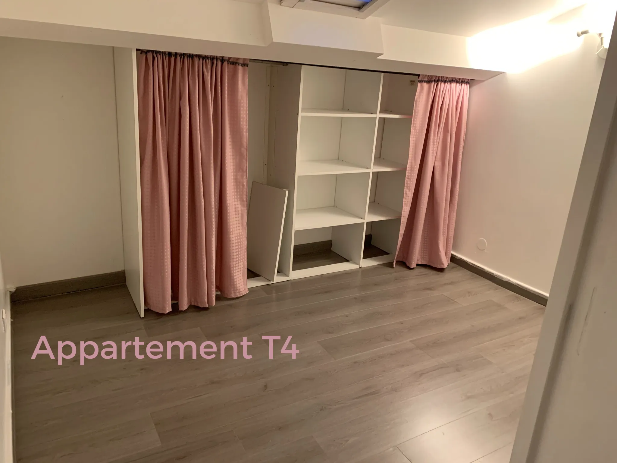 Immeuble à vendre à Les Arcs-sur-Argens avec 3 appartements rentables 