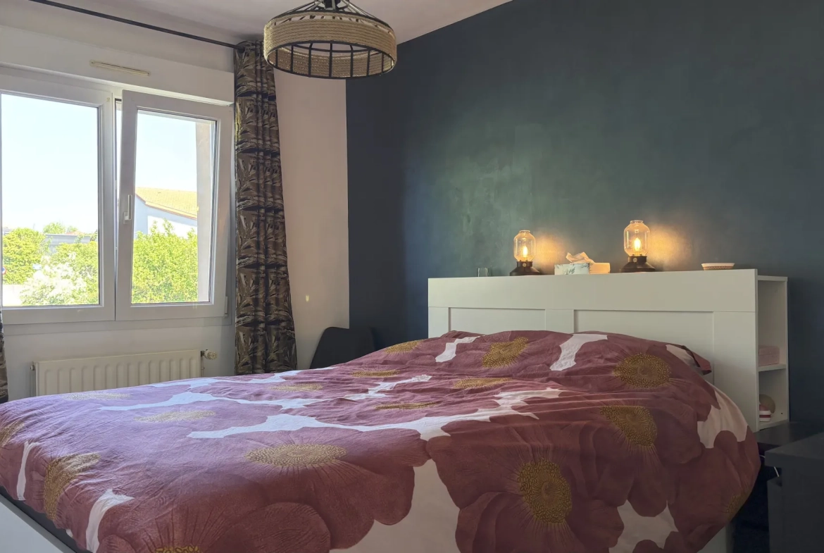 Maison 115 m² à Morhange avec 3 chambres, terrasse et garage 