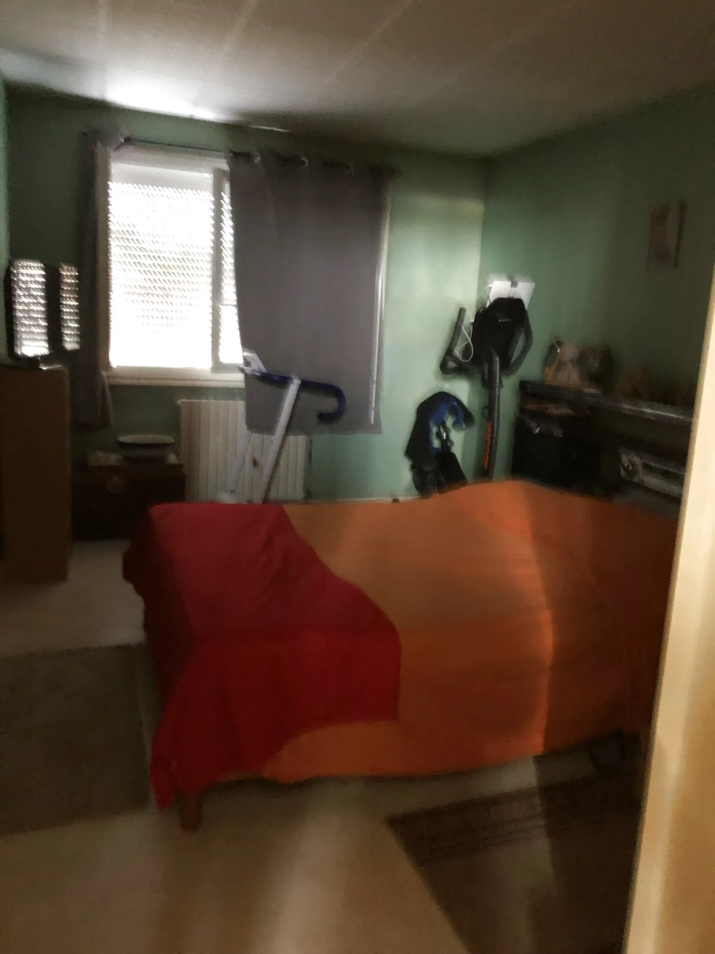 Immeuble mixte en vente à Salbris, Sologne – Local commercial et appartement 