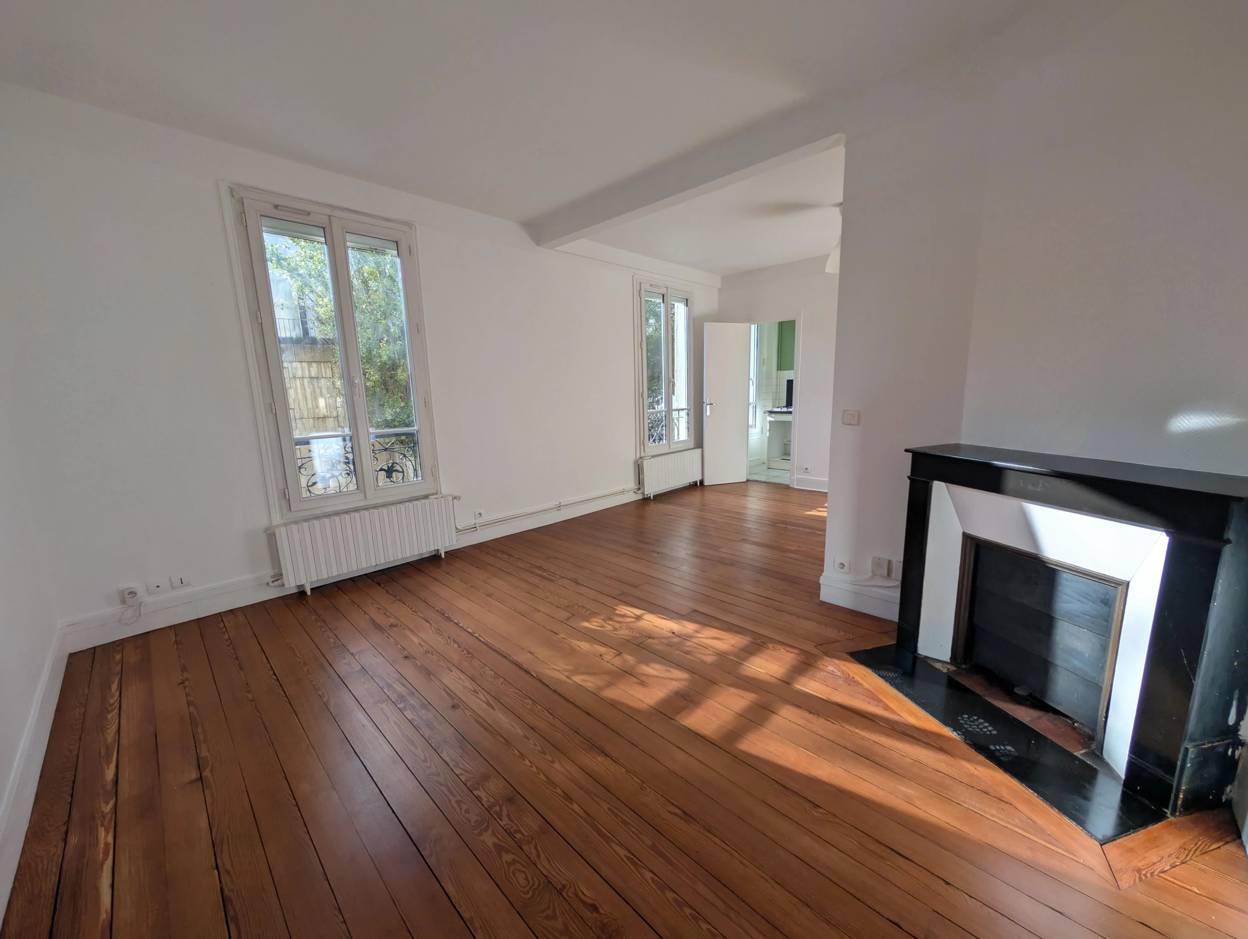 Charmant appartement de 2 pièces à Asnières-sur-Seine avec cave et charmant cachet ancien 