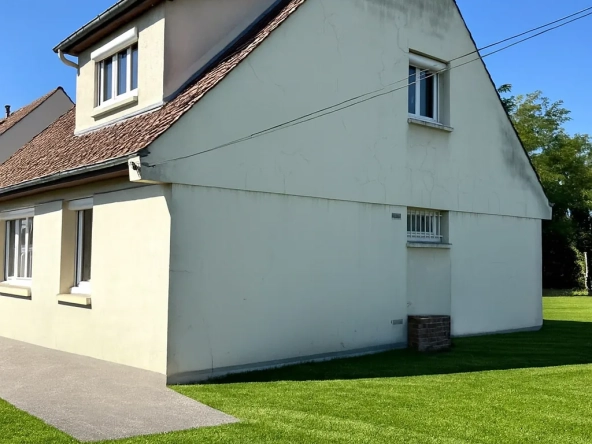 Maison de 80 m² avec terrain de 734 m² à Saint-Leu-D'Esserent