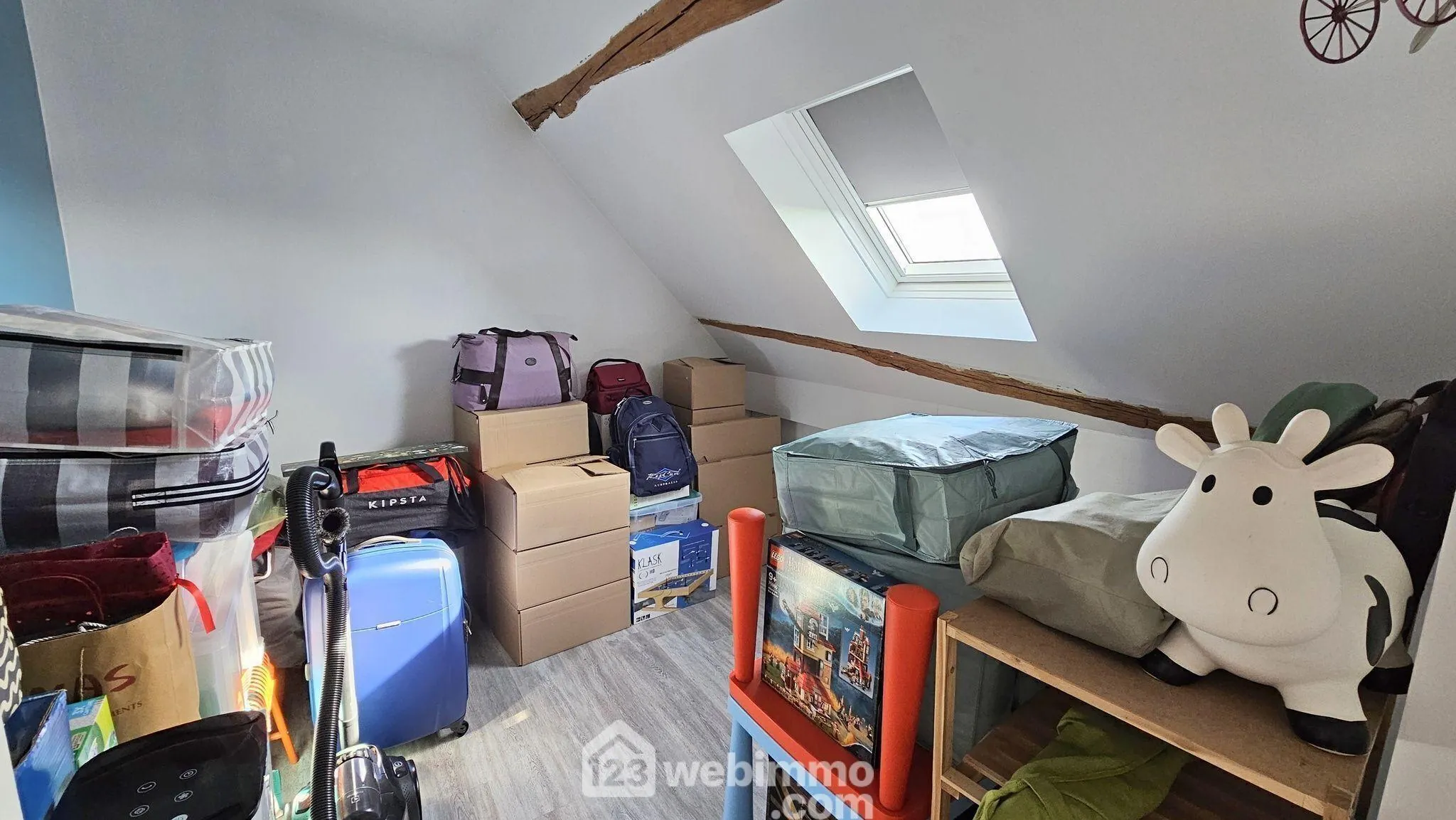 A vendre duplex lumineux de 69m² à Puiseaux, centre-ville 