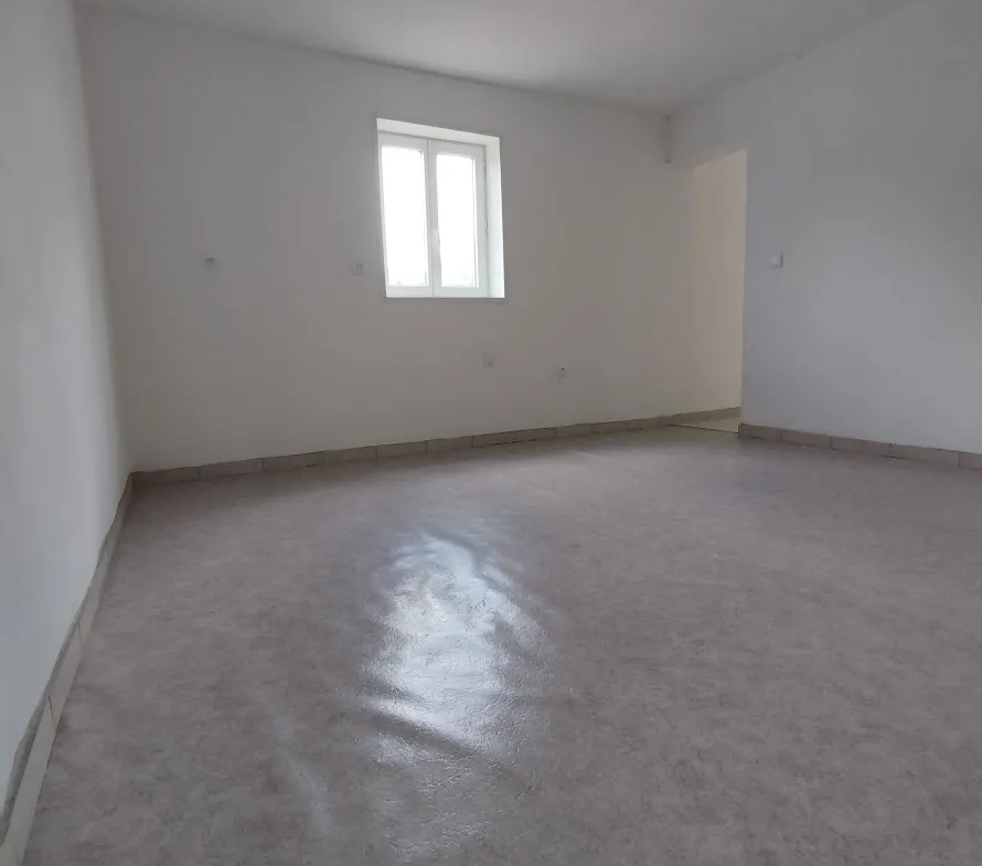 Belle maison individuelle de 61 m² à Saint-Pol-sur-Ternoise avec gros potentiel 