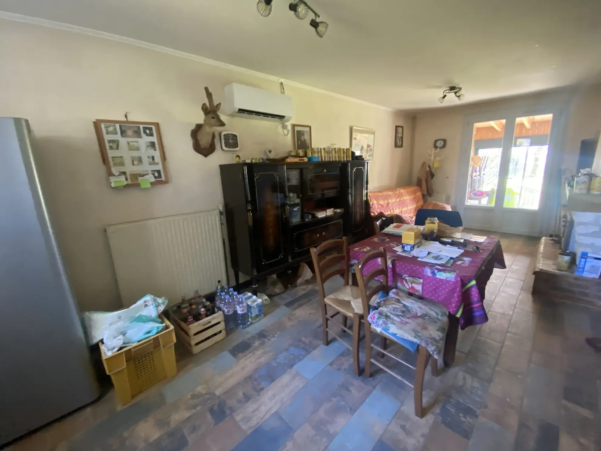 Maison de plain-pied avec dépendances sur 1 hectare à Monségur 