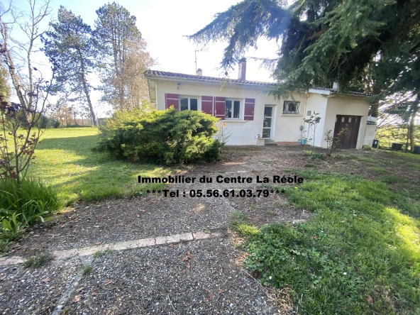 Maison de plain-pied avec dépendances sur 1 hectare à Monségur