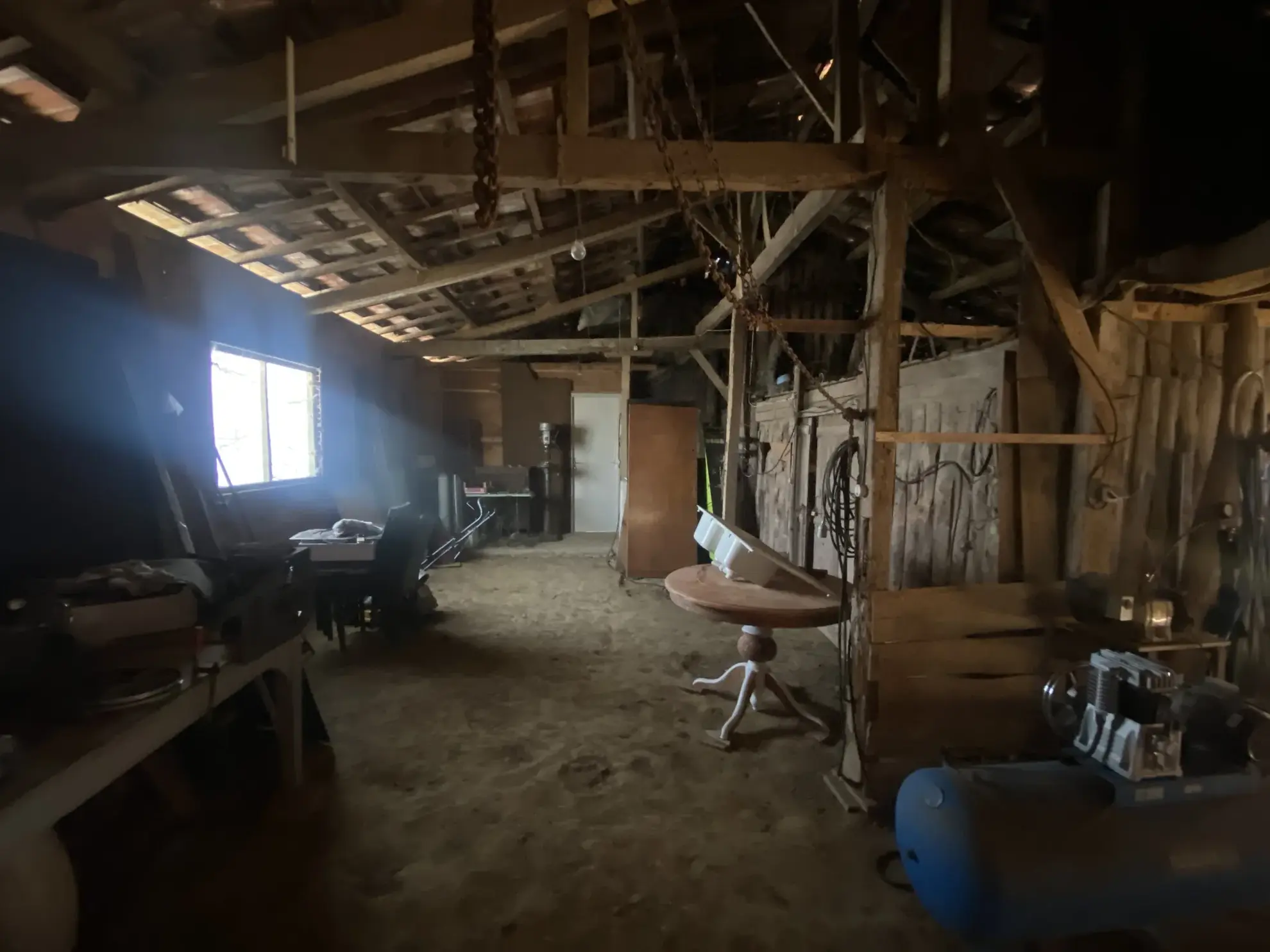 Maison de plain-pied avec dépendances sur 1 hectare à Monségur 