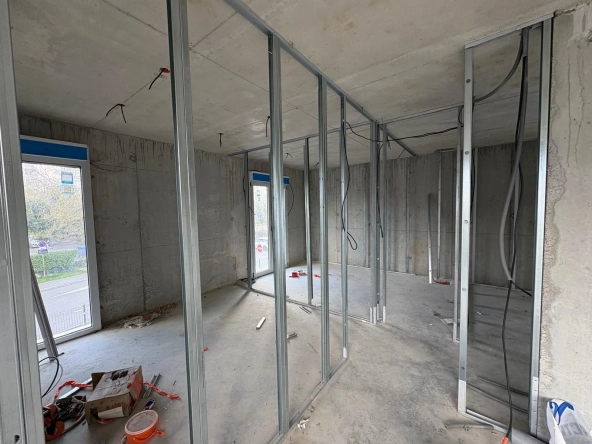 Appartement T4 à Echirolles de 70 m² à finir de rénover - Opportunité d'investissement