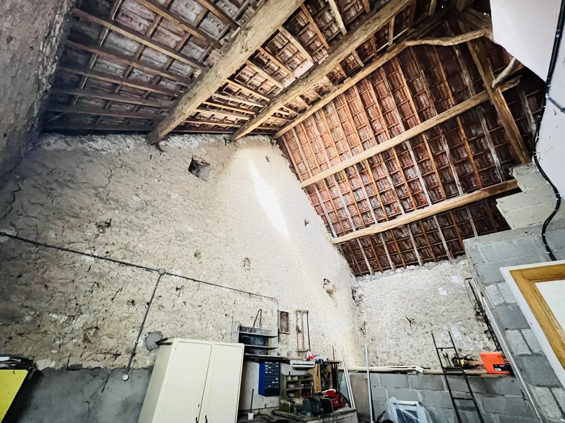 Longère avec grange, jardin et potentiel d’aménagement à Aunay-sous-Auneau 