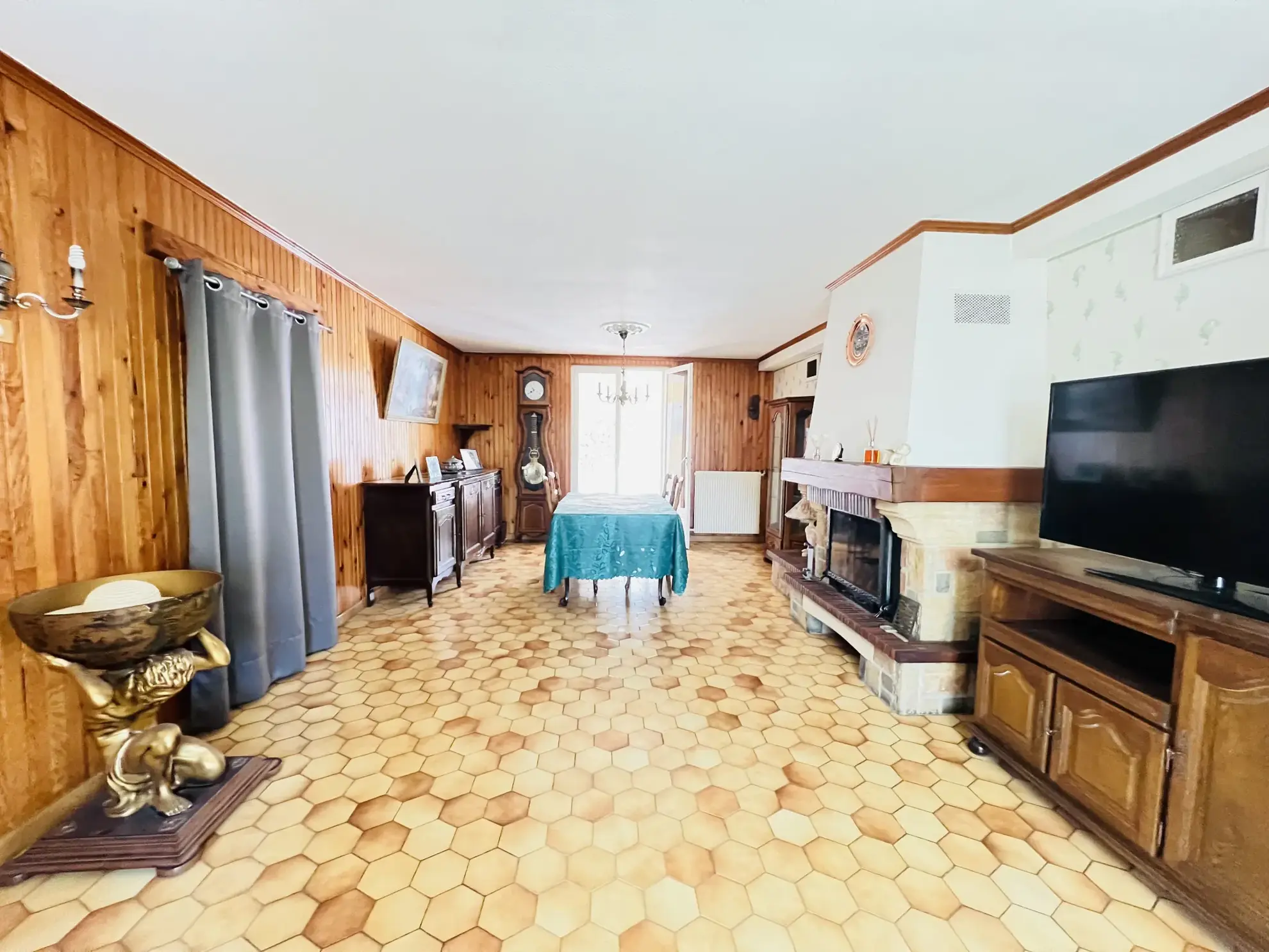 Longère avec grange, jardin et potentiel d’aménagement à Aunay-sous-Auneau 