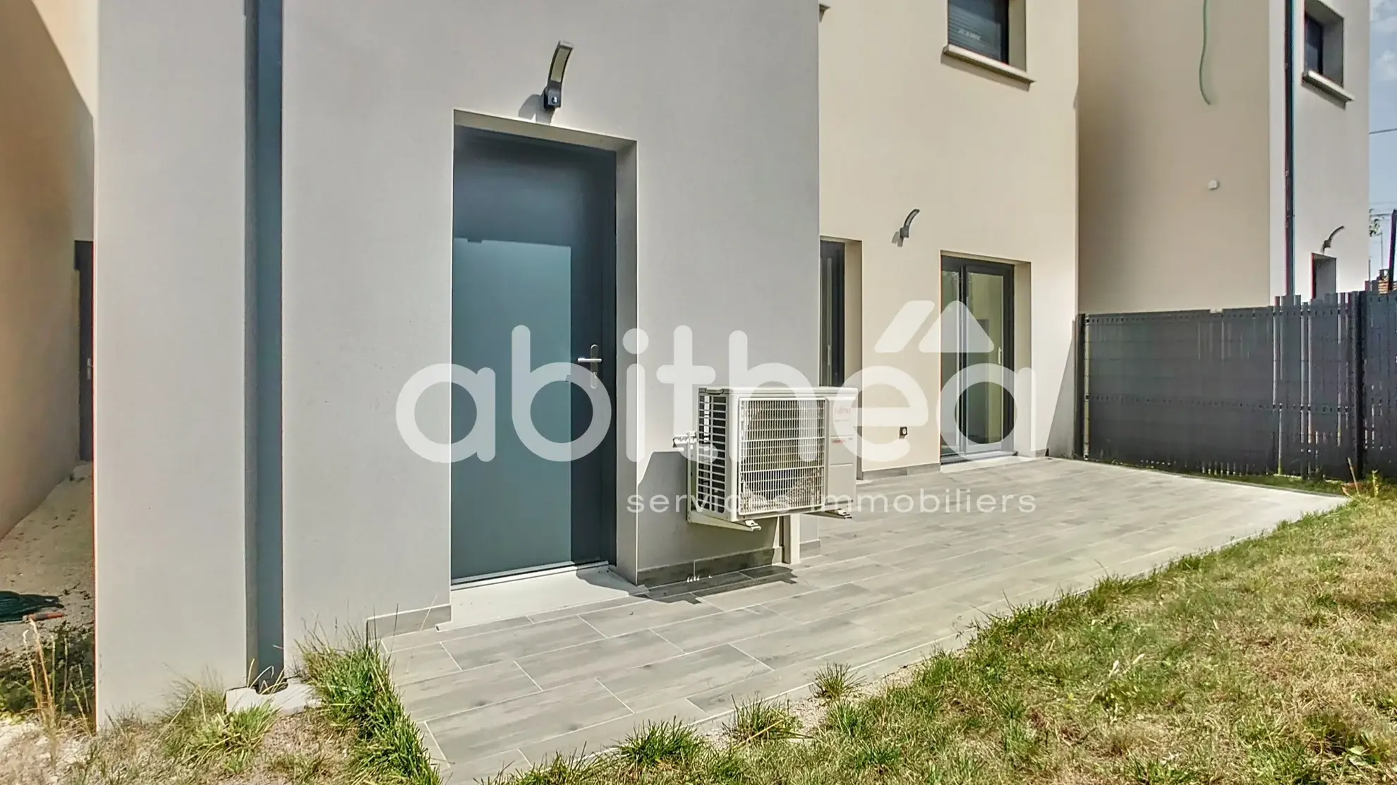 Maison neuve 3 chambres à Saint-André-les-Vergers, confort moderne et jardin 