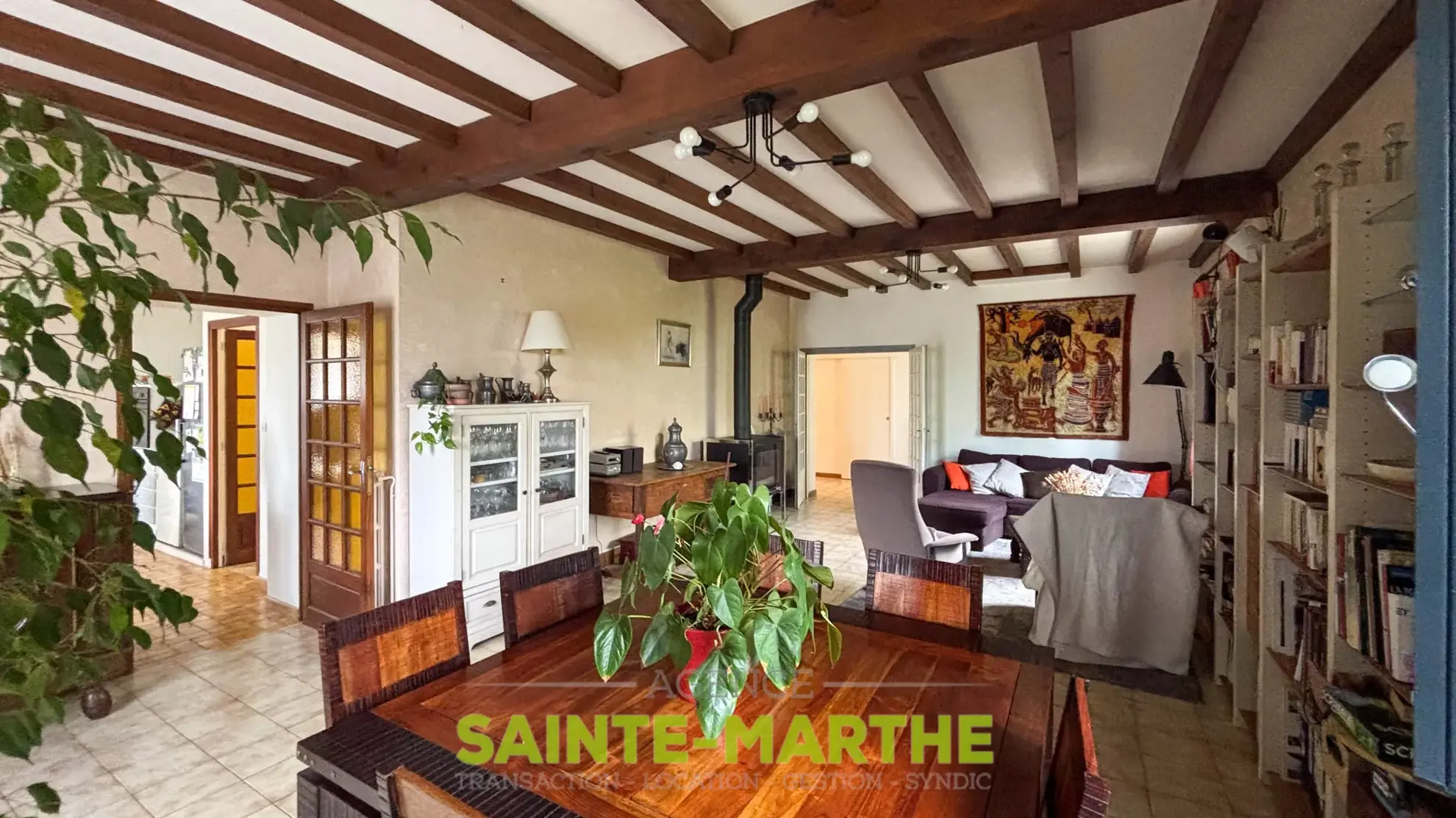 Villa à Bessines de 142 m² avec grand terrain et garage - 3 chambres 