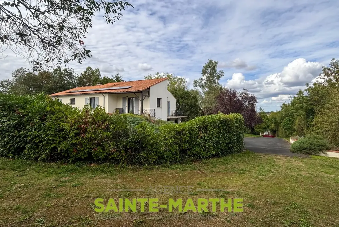 Villa à Bessines de 142 m² avec grand terrain et garage - 3 chambres 