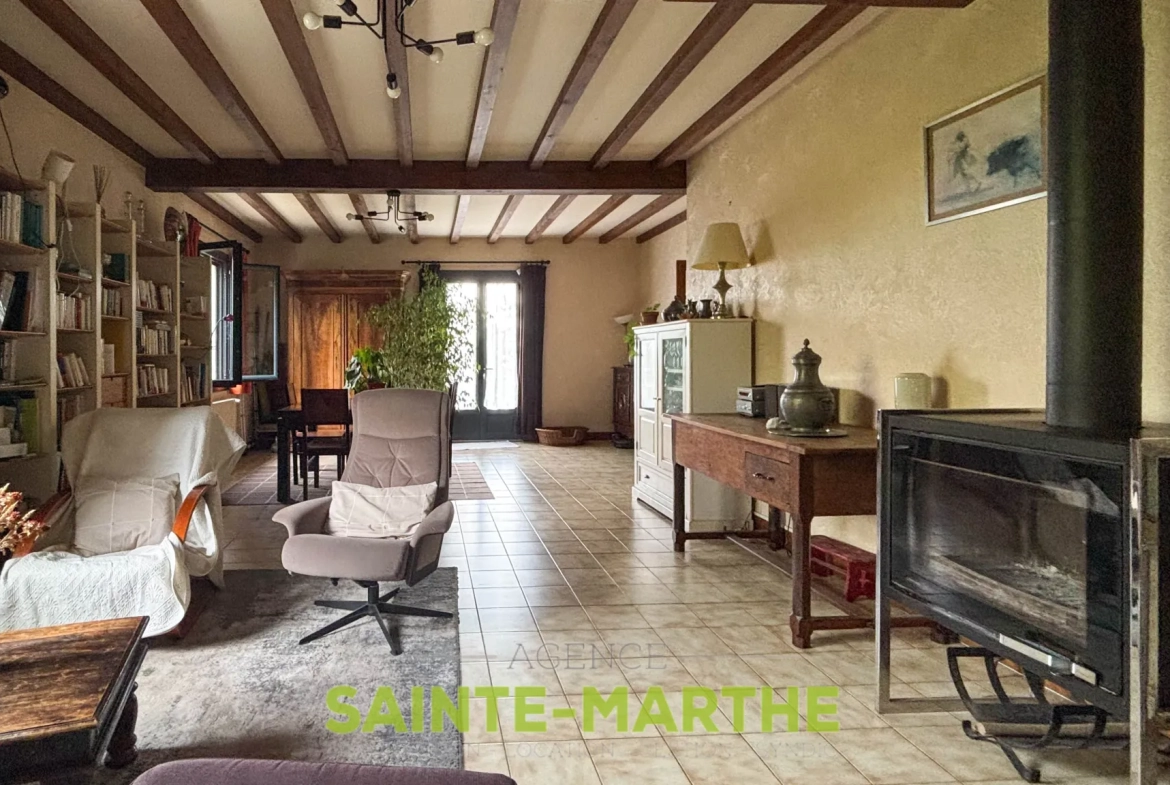 Villa à Bessines de 142 m² avec grand terrain et garage - 3 chambres 