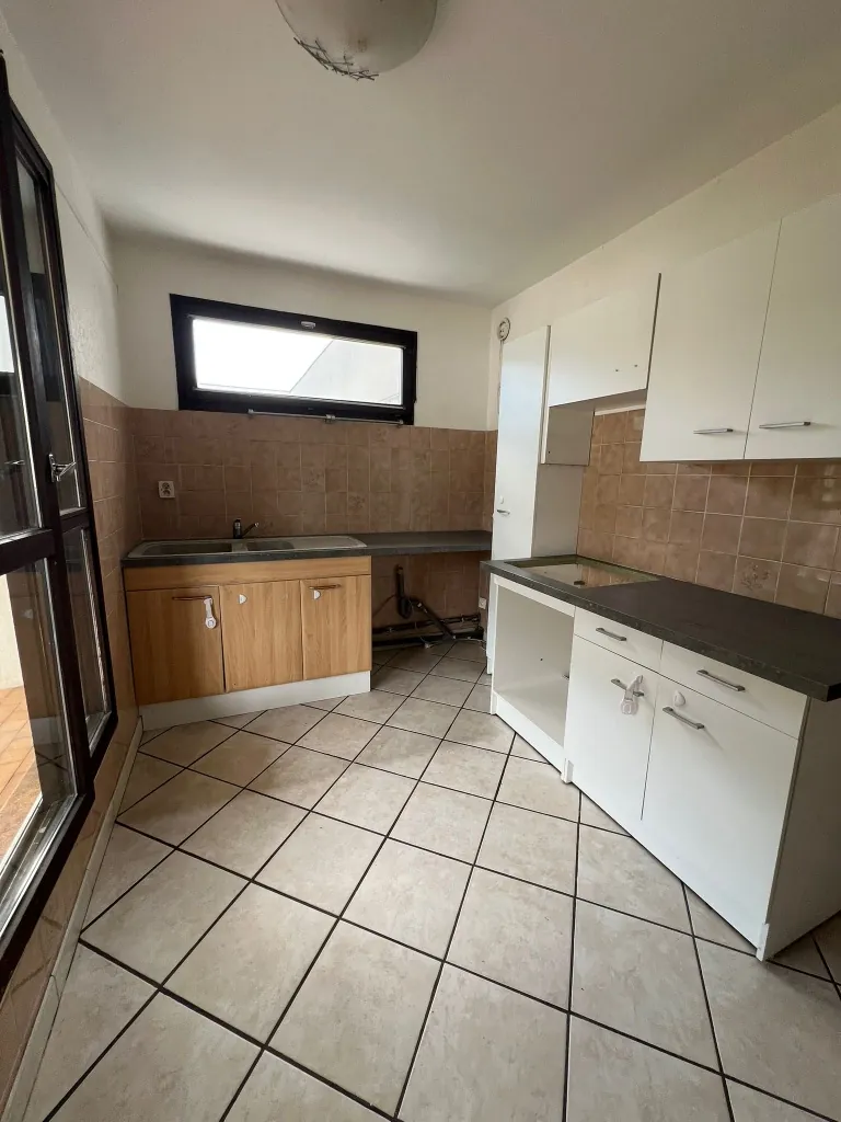 Appartement T2 lumineux avec terrasse et vue sur Chamrousse à Vizille (38) 