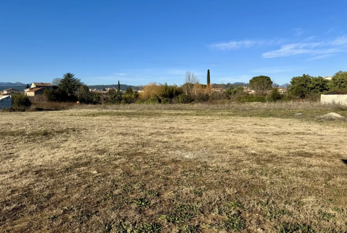 Achat d'une parcelle de 1700 m² à bâtir à Saint Didier sous Aubenas 