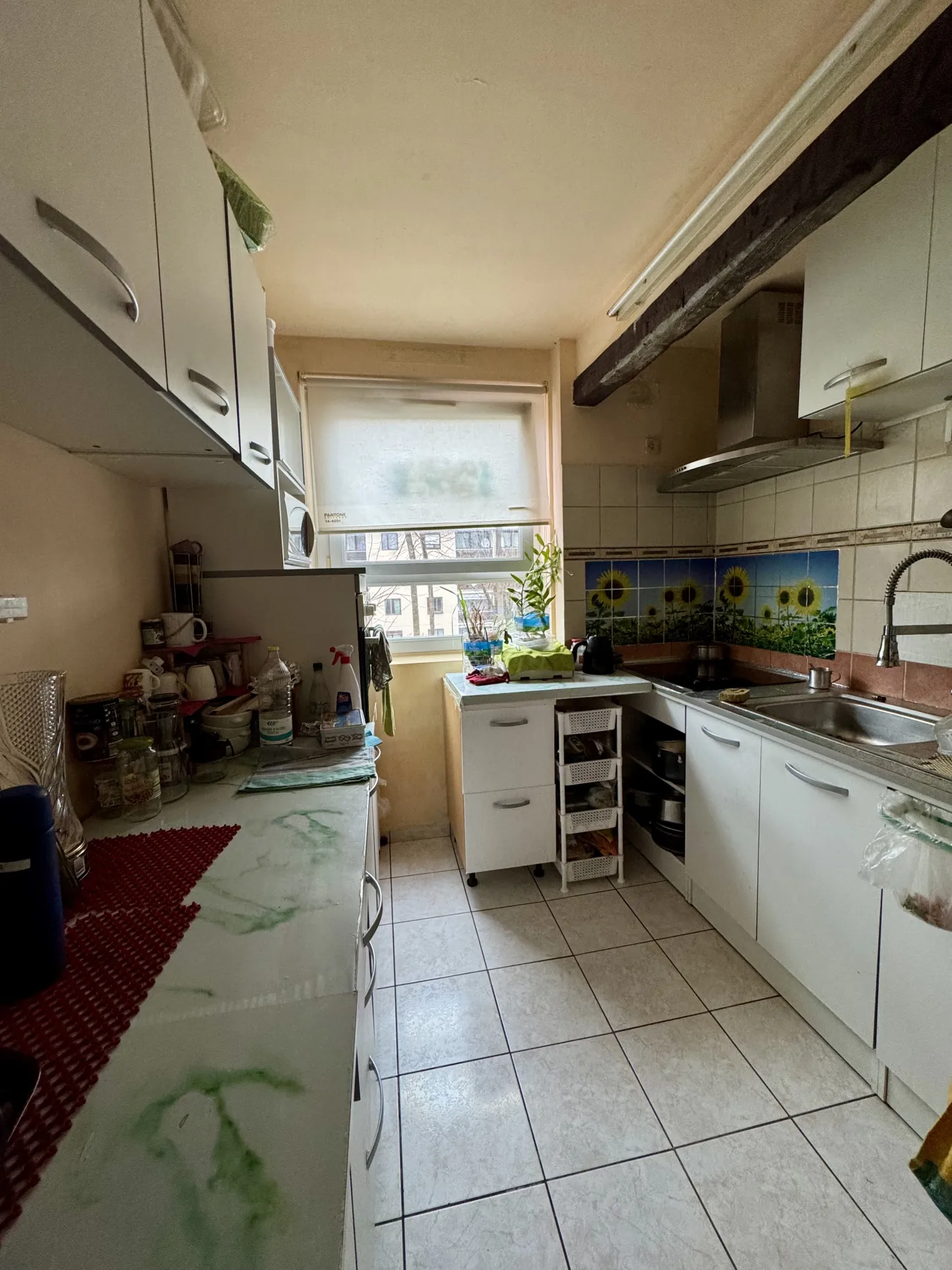 Appartement F5 à Clichy-sous-Bois avec balcon, parking et cave - 83 m² 