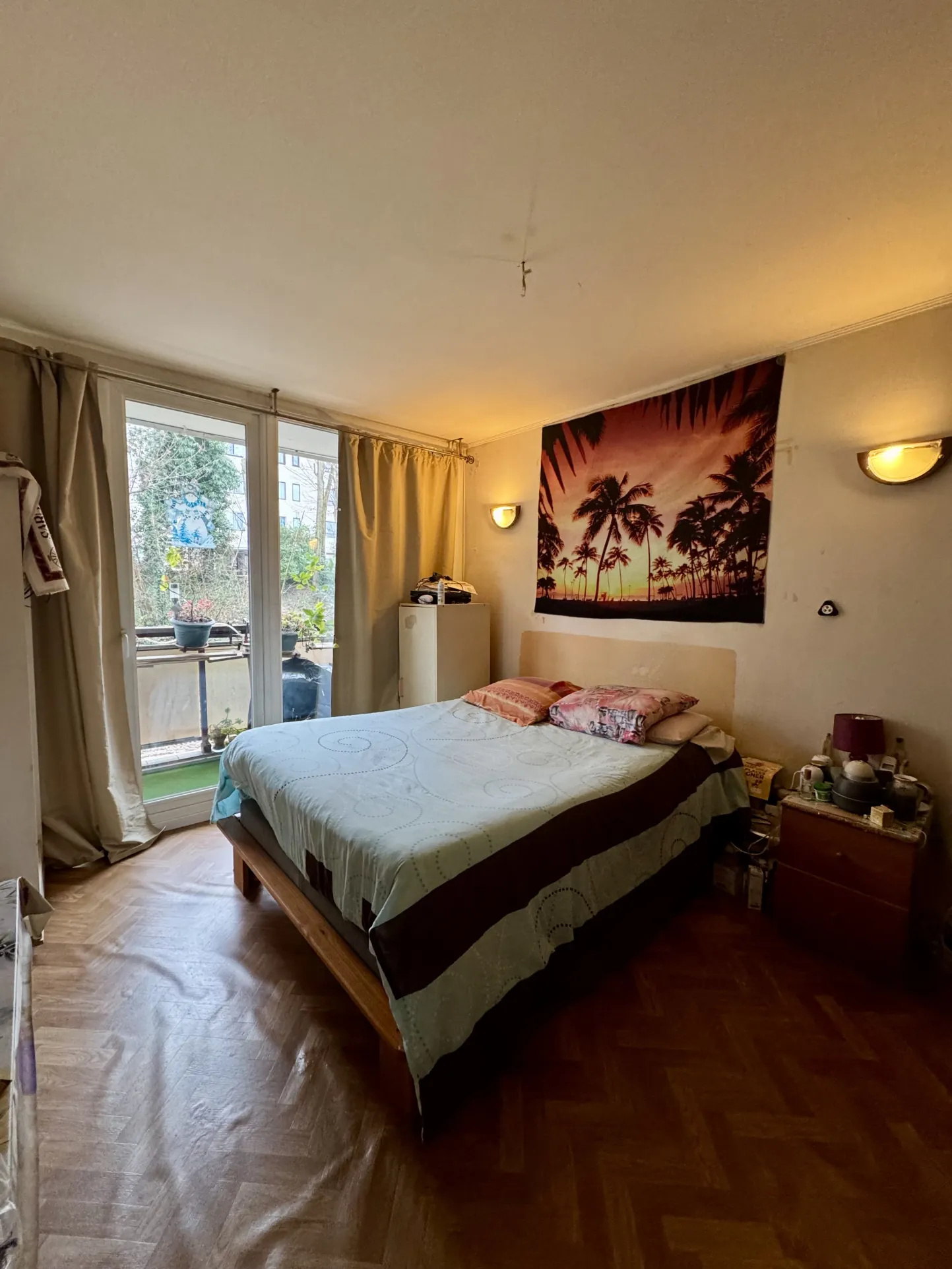 Appartement F5 à Clichy-sous-Bois avec balcon, parking et cave - 83 m² 