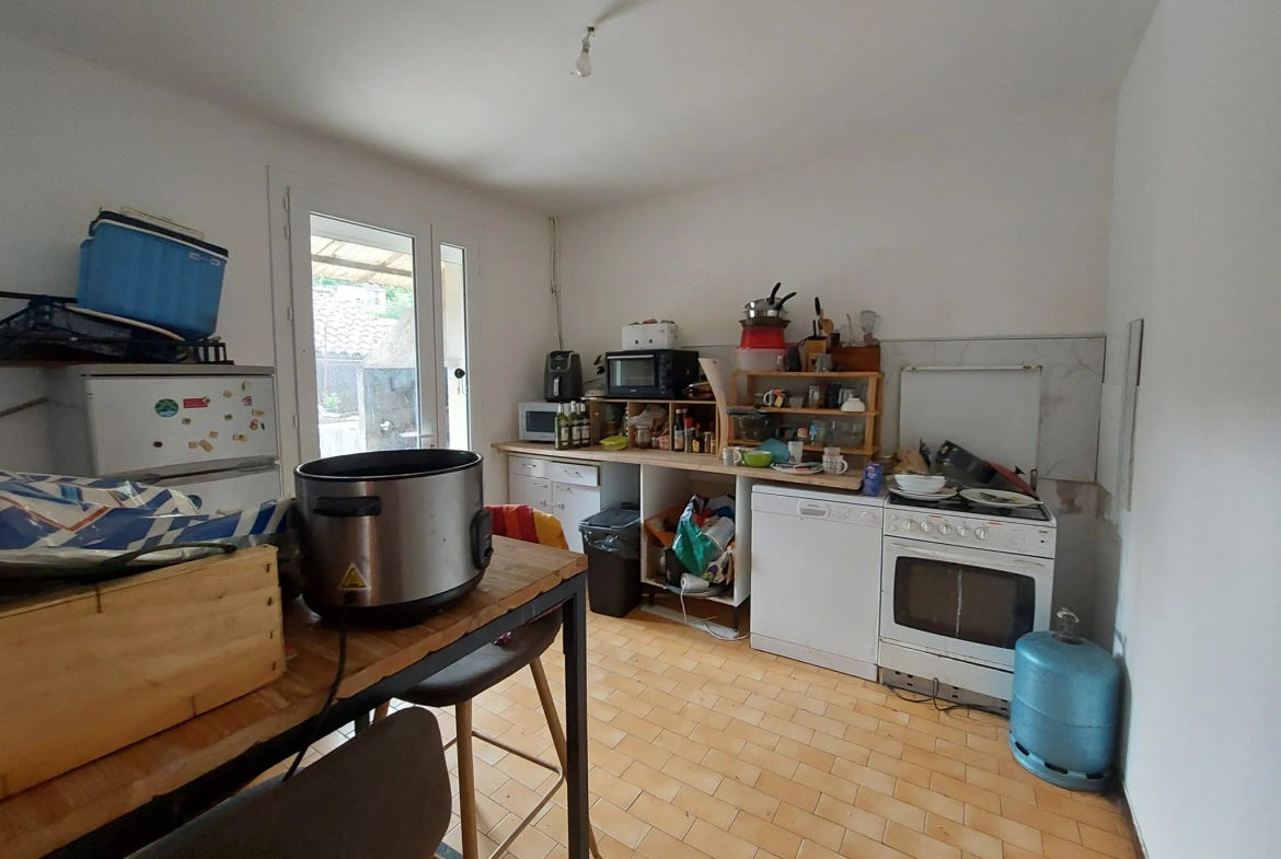 Maison de village avec local commercial et terrasses à Brusque - Vue campagne 