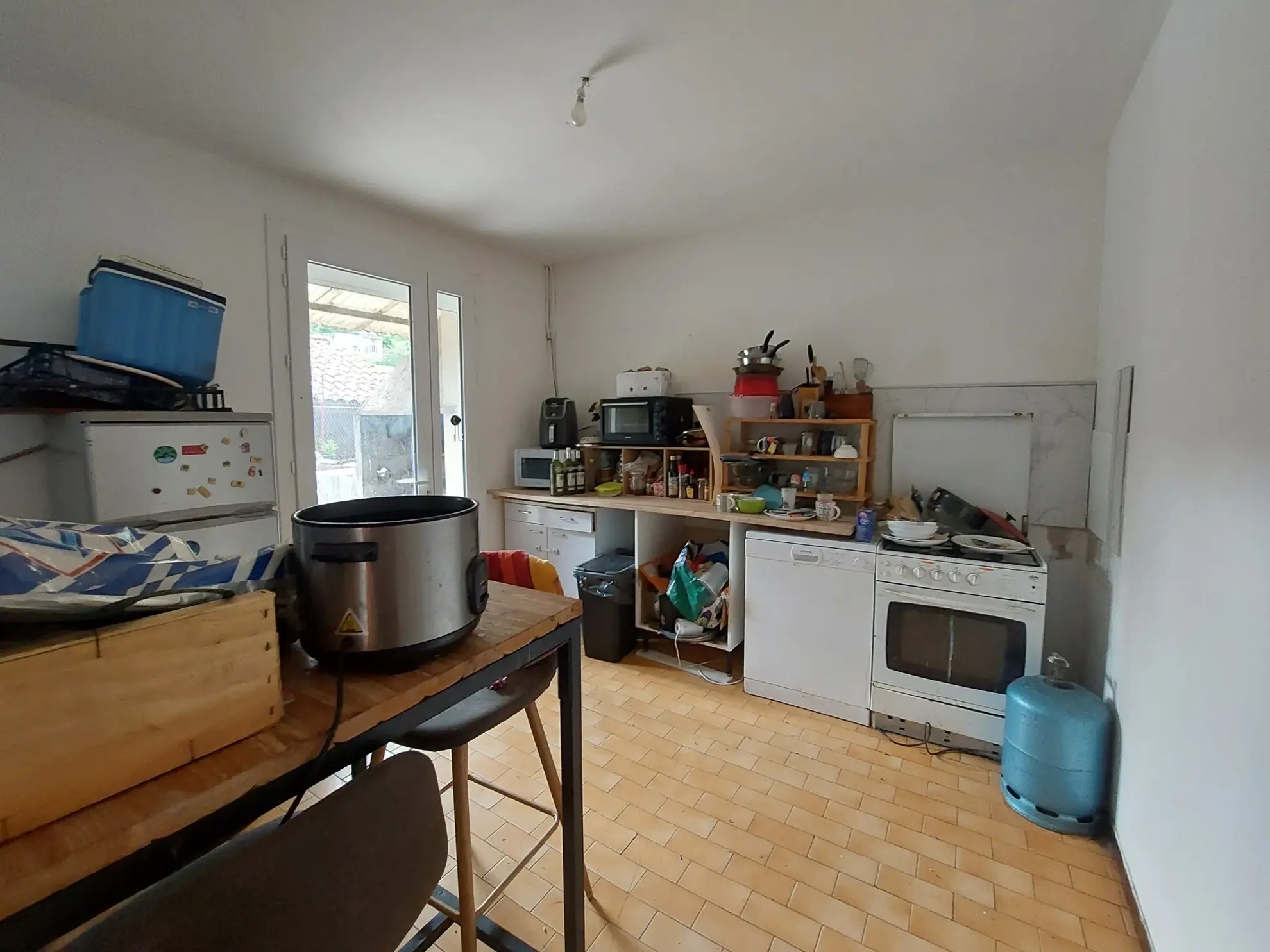 Maison de village avec local commercial et terrasses à Brusque - Vue campagne 