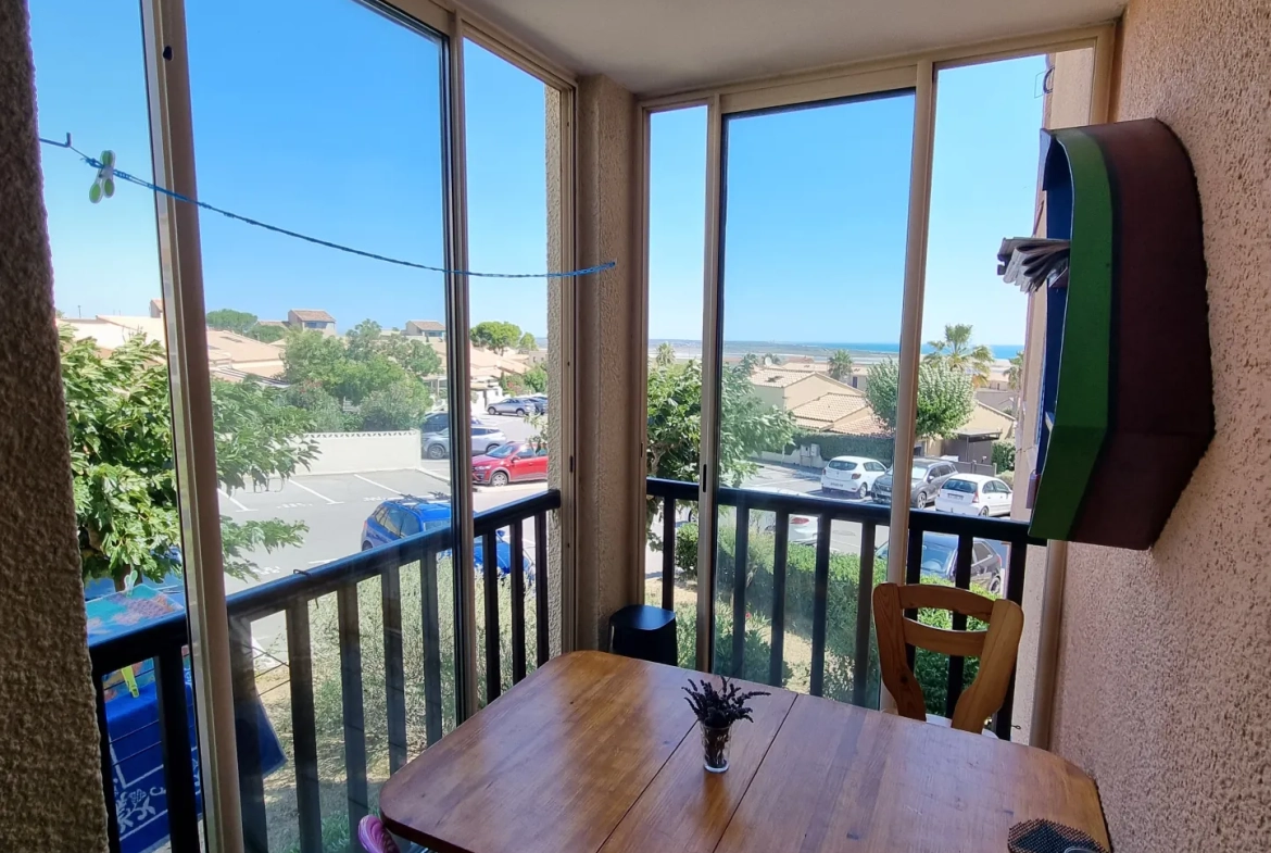 Appartement T2 de 22,54 m² avec vue mer à Saint Pierre La Mer 