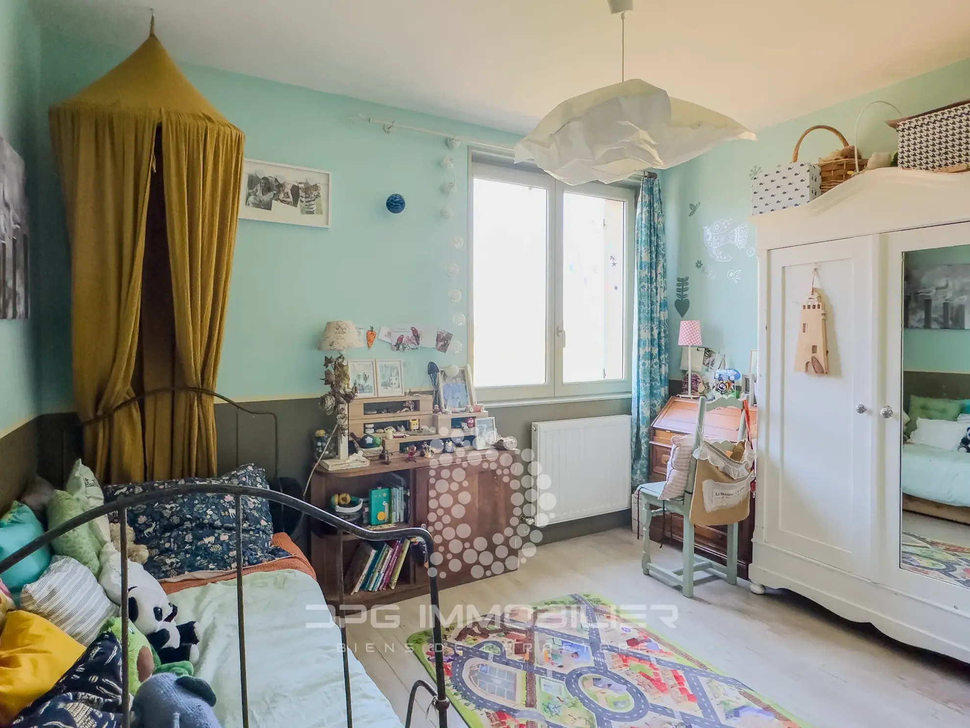 Maison de caractère en Bourgogne avec grange et jardin, idéal projet ou résidence secondaire 