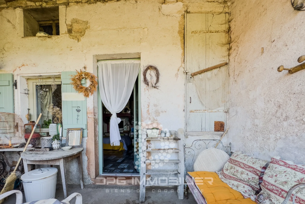 Maison de caractère en Bourgogne avec grange et jardin, idéal projet ou résidence secondaire 