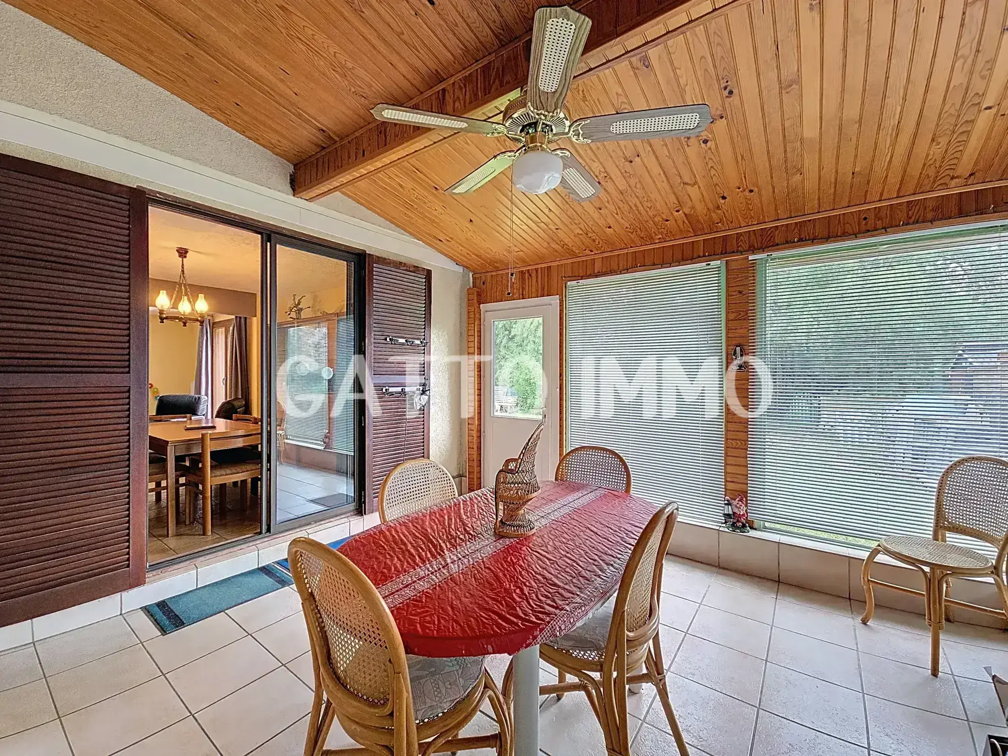 Maison à rénover de 130m² avec 5 chambres, grand garage et jardin à Marly 