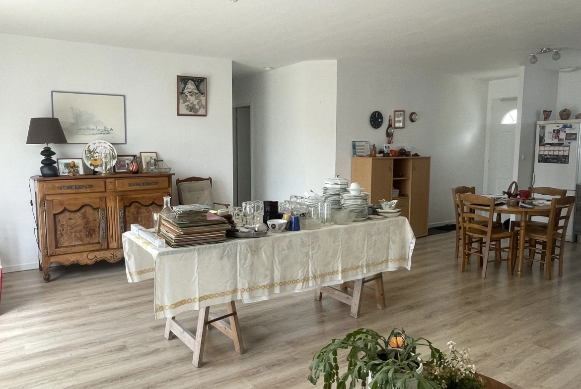 Maison de plain-pied à Aigrefeuille d'Aunis avec terrasse et chauffage au sol 