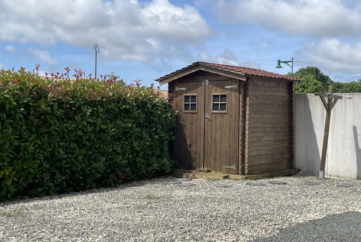 Maison de plain-pied à Aigrefeuille d'Aunis avec terrasse et chauffage au sol 