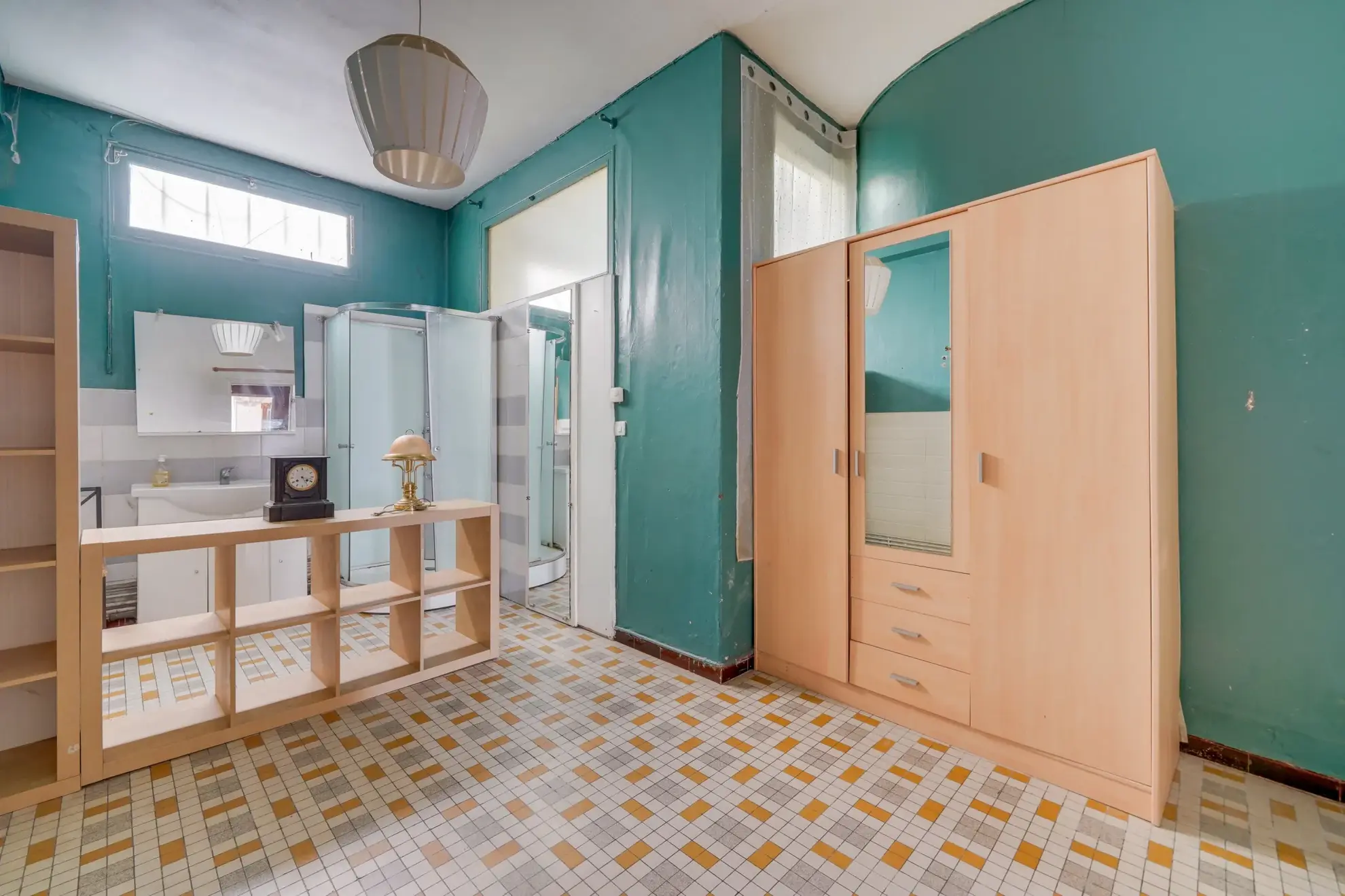 Appartement T2 de 45m² en rez-de-chaussée à Bordeaux avec cave et emplacement privilégié 