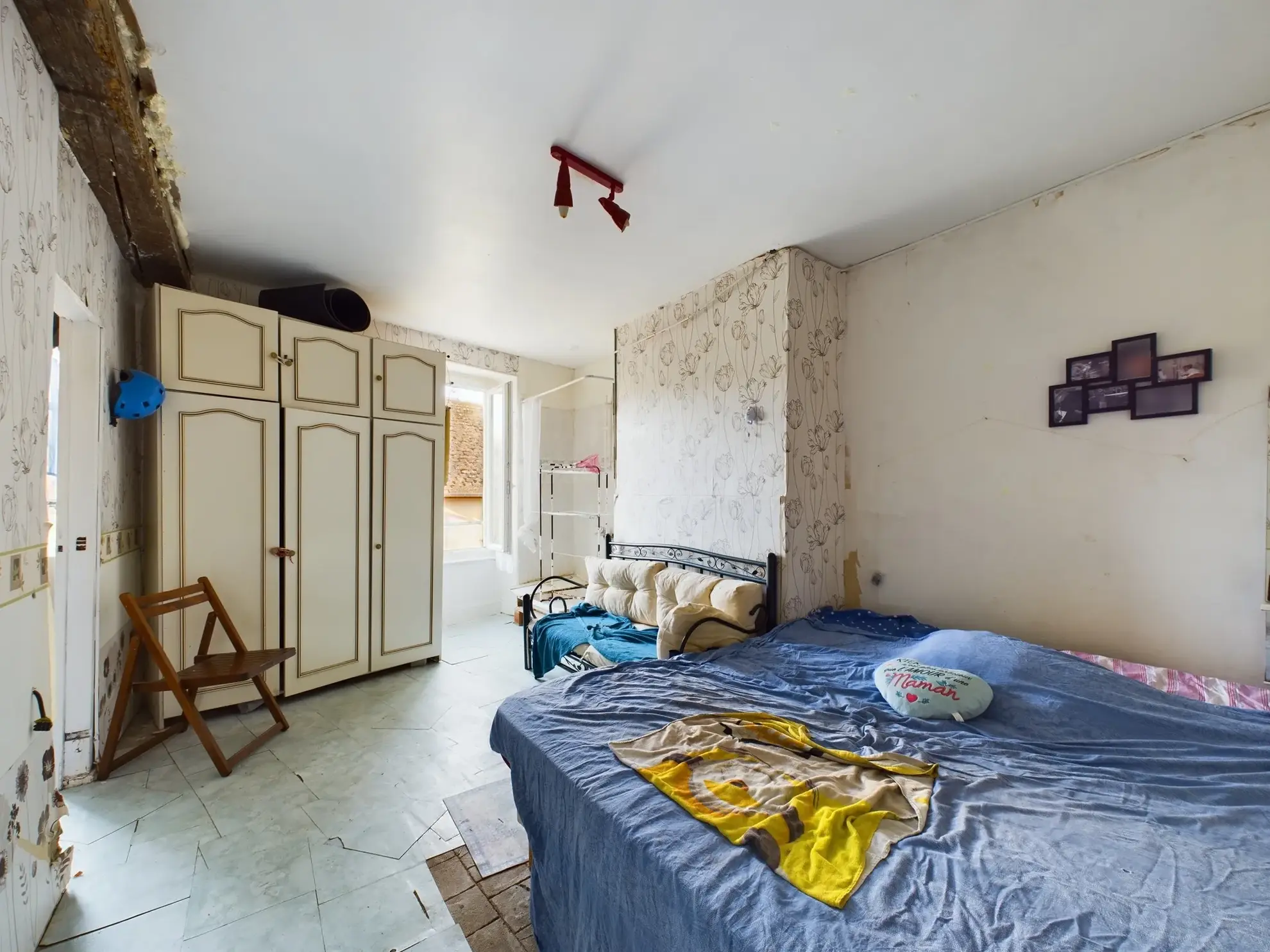 Maison de village rénovée à Saint-Saulge avec jardin de 334 m² et potentiel d'agrandissement 