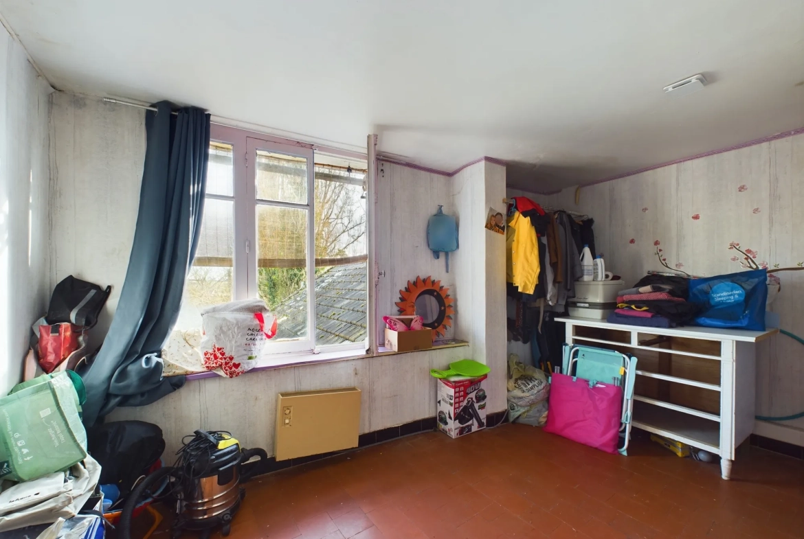 Maison de village rénovée à Saint-Saulge avec jardin de 334 m² et potentiel d'agrandissement 