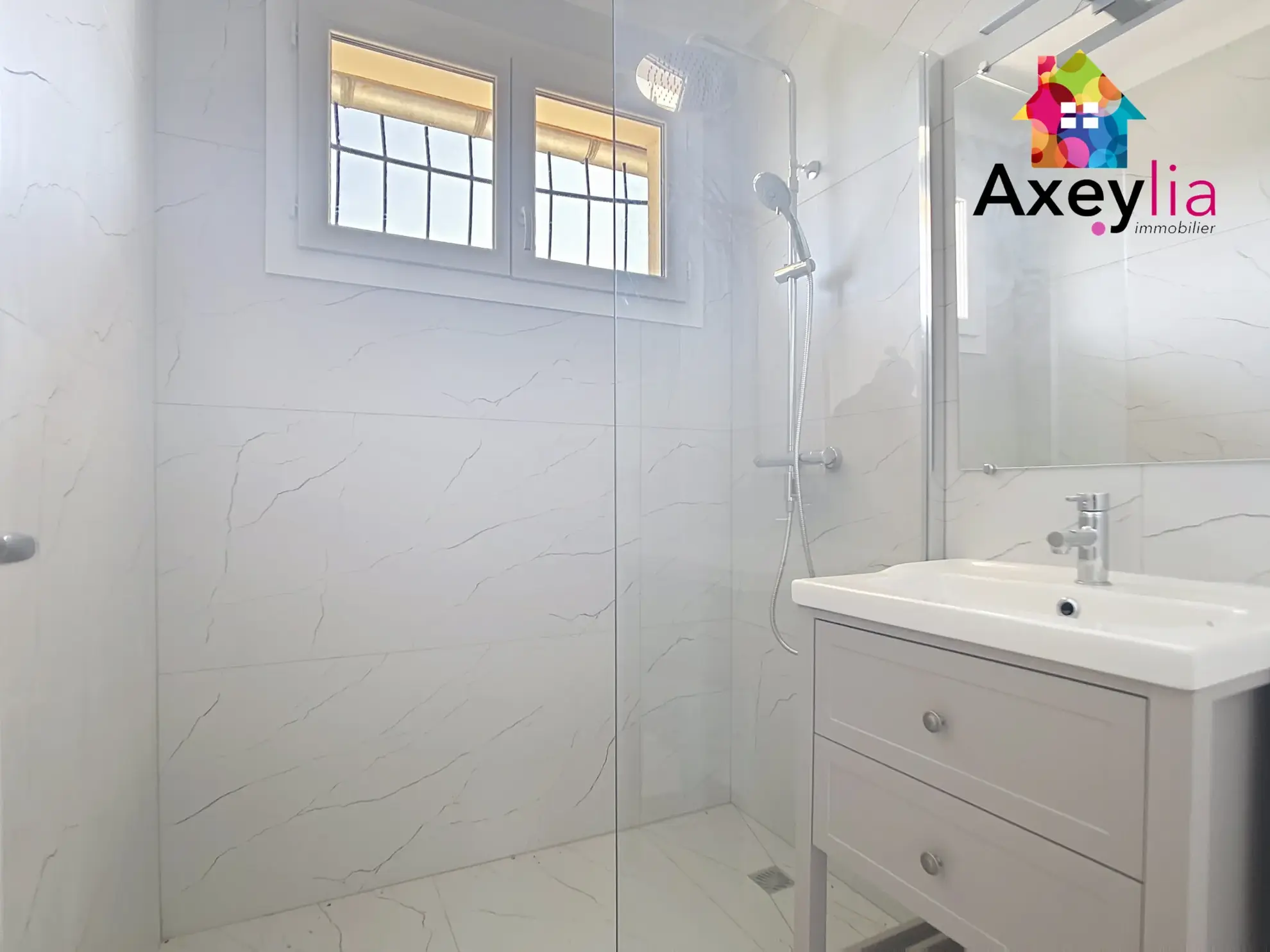 Maison à Riorges entièrement rénovée avec grand terrain de 730m² 