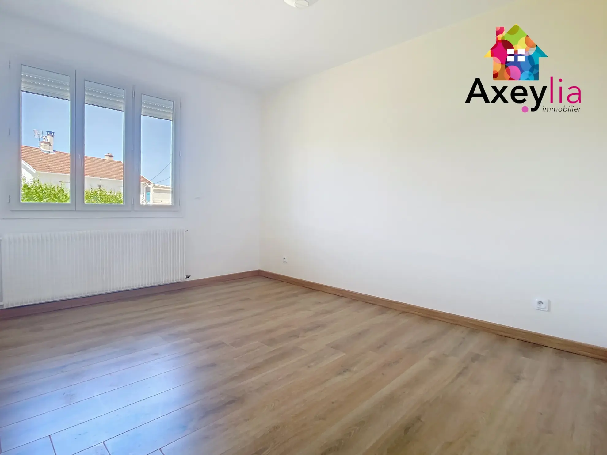 Maison à Riorges entièrement rénovée avec grand terrain de 730m² 