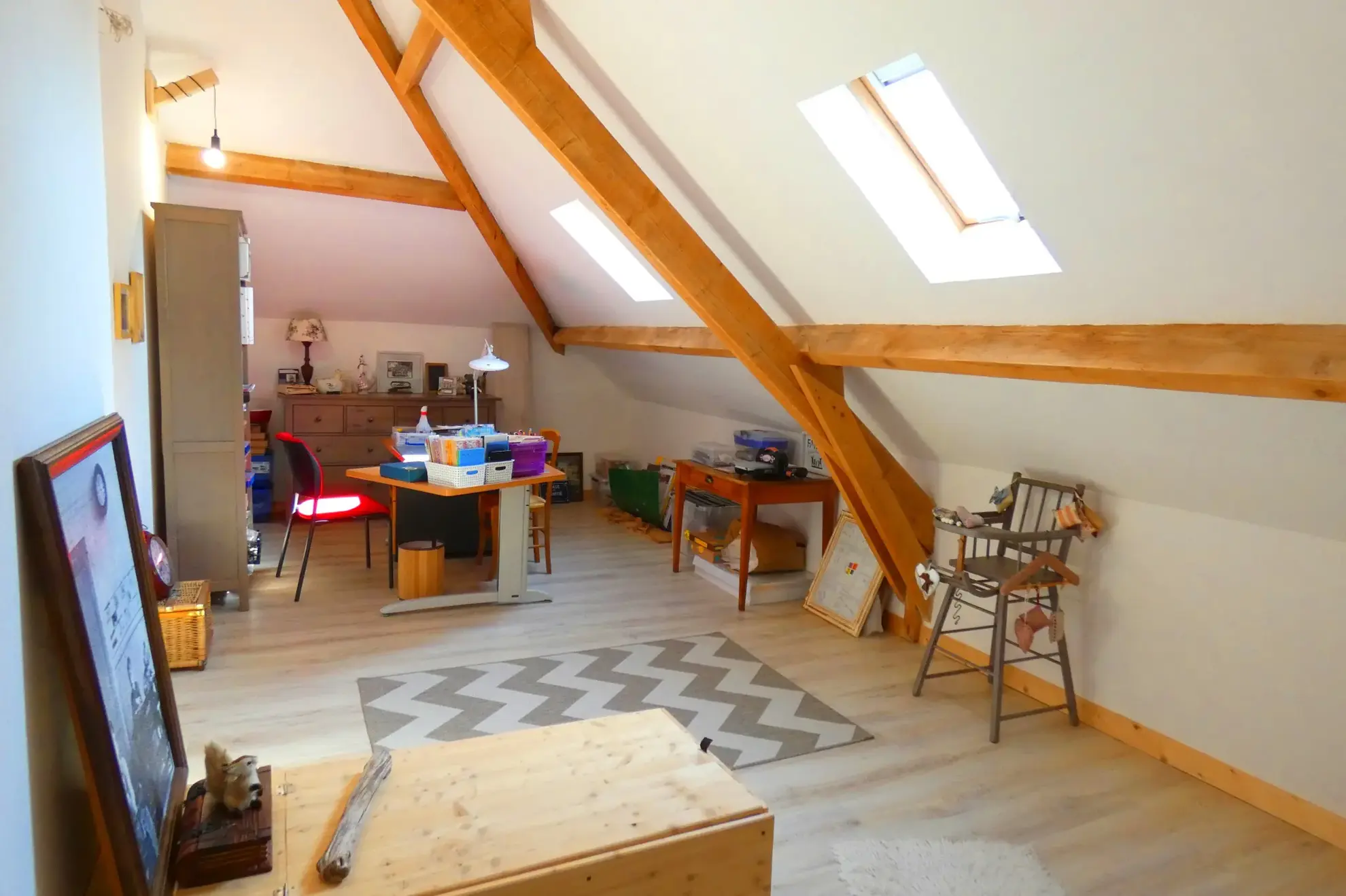 Maison familiale de 5 chambres avec terrasse à Vic-sur-Cère 