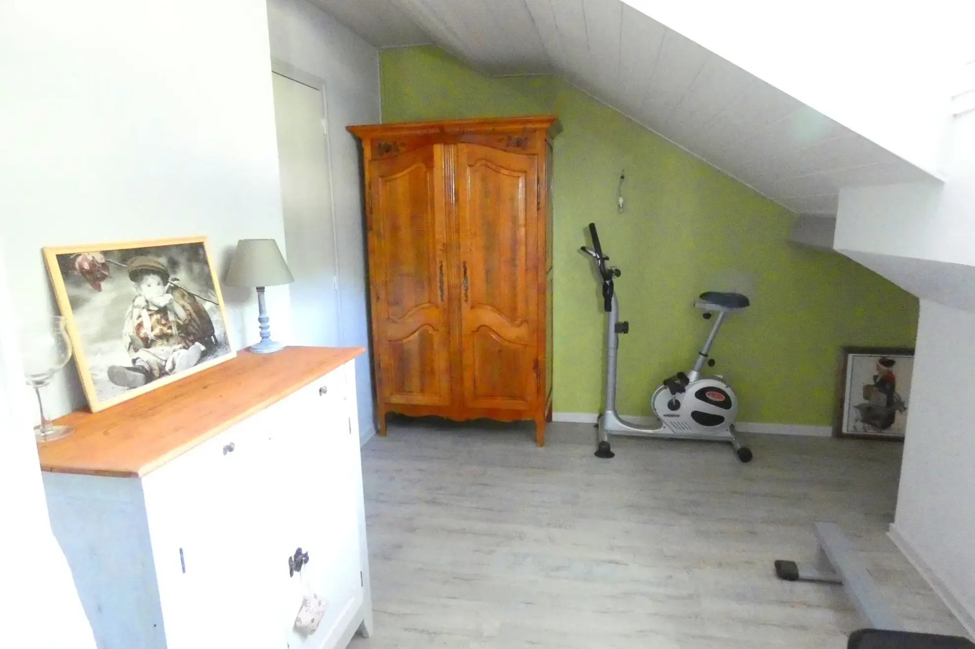 Maison familiale de 5 chambres avec terrasse à Vic-sur-Cère 