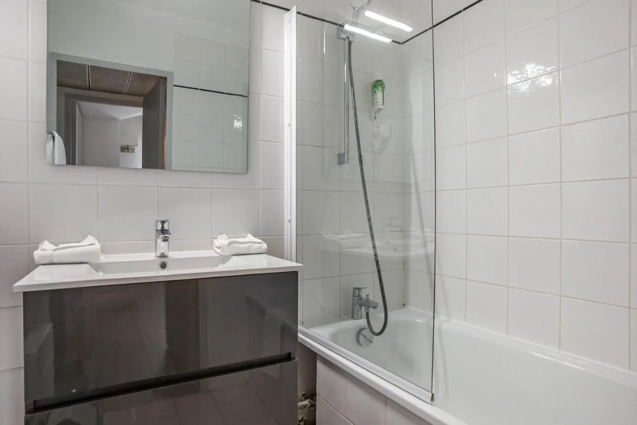 Appartement avec bail commercial à Marseille, rentabilité 7 %, résidence touristique dans le 8ème arrondissement 