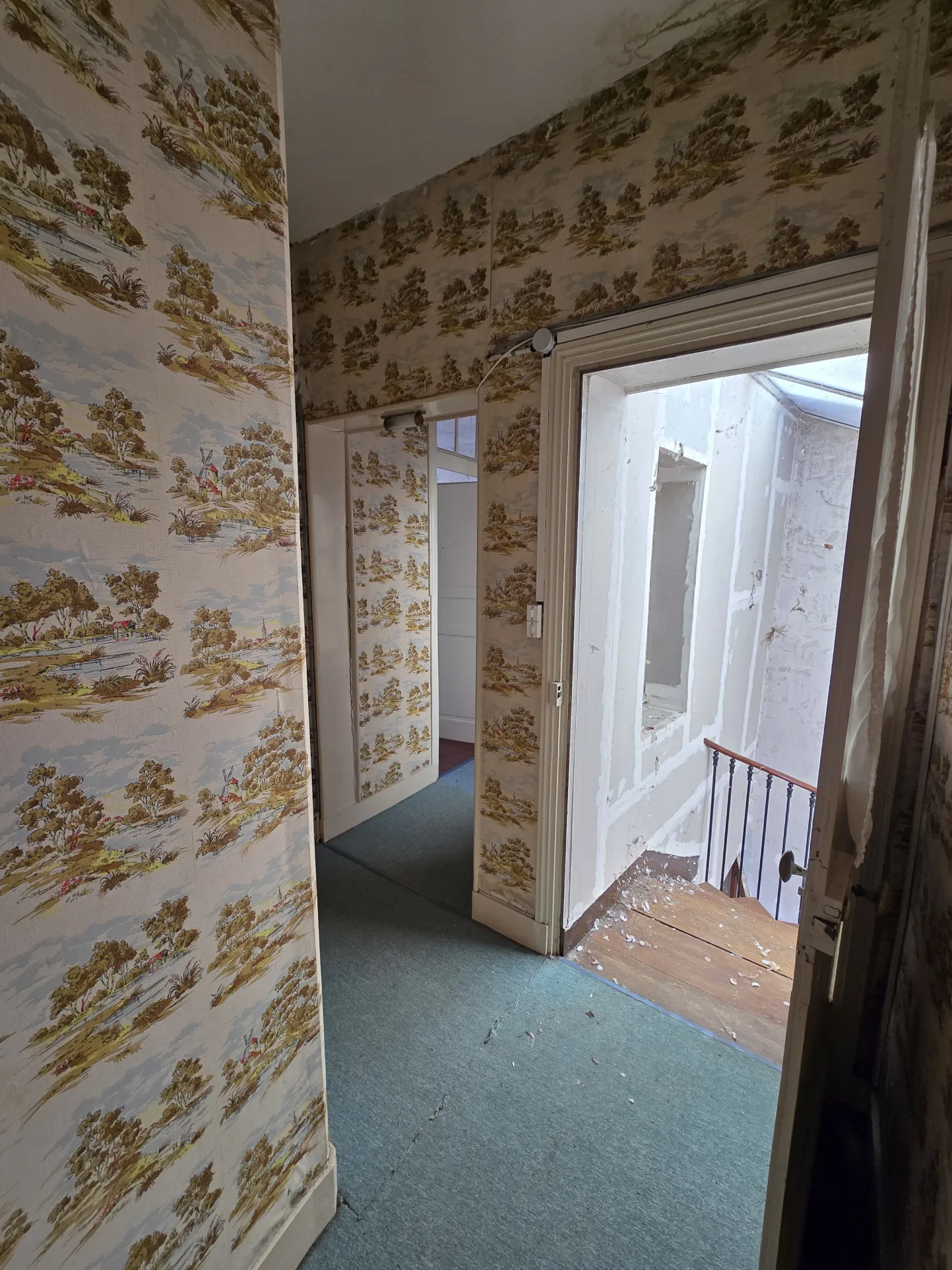 Maison à Marcon avec cour, grange et jardin – 3 chambres, 56 000 EUR 