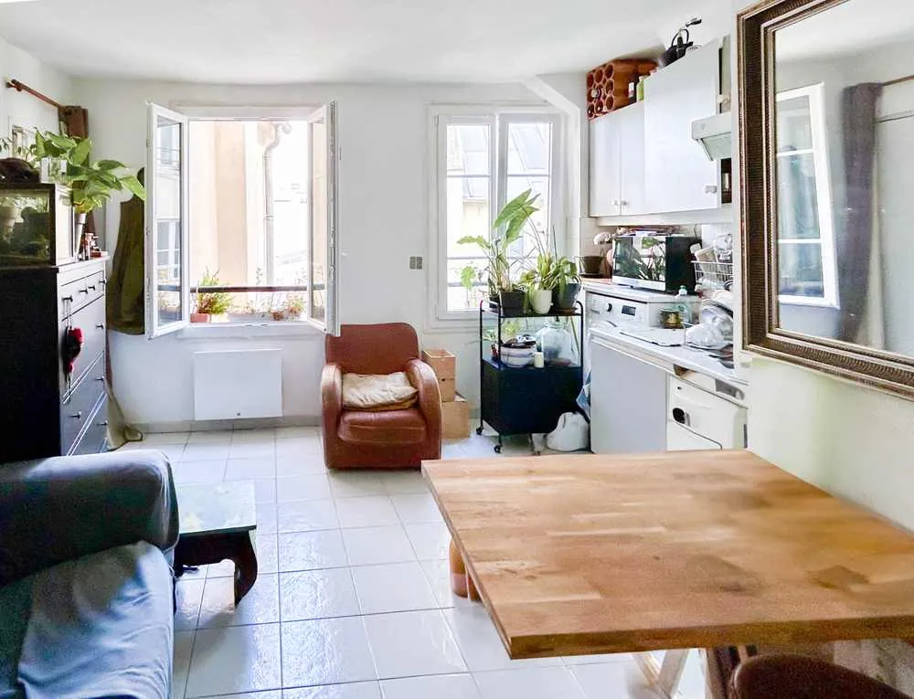 Appartement traversant de 25 m² à Paris 10ème - Village Saint Martin 