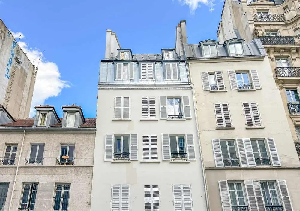 Appartement traversant de 25 m² à Paris 10ème - Village Saint Martin 
