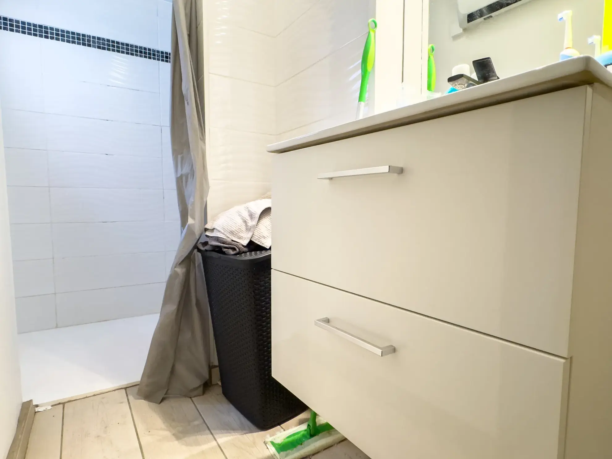 Deux appartements à vendre à Privas : 36 et 63 m² dans une copropriété calme 