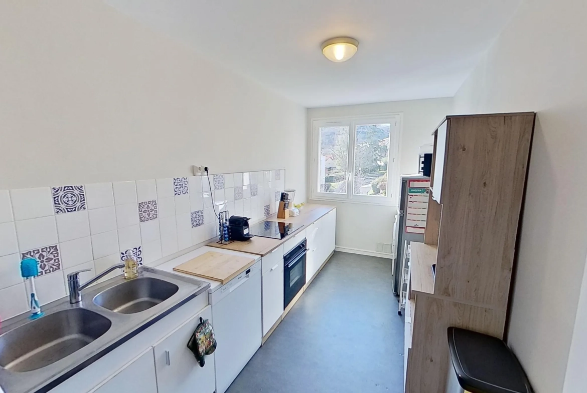 Appartement F4 de 68,17 m² à Chanturgue - Lumineux et pratique 