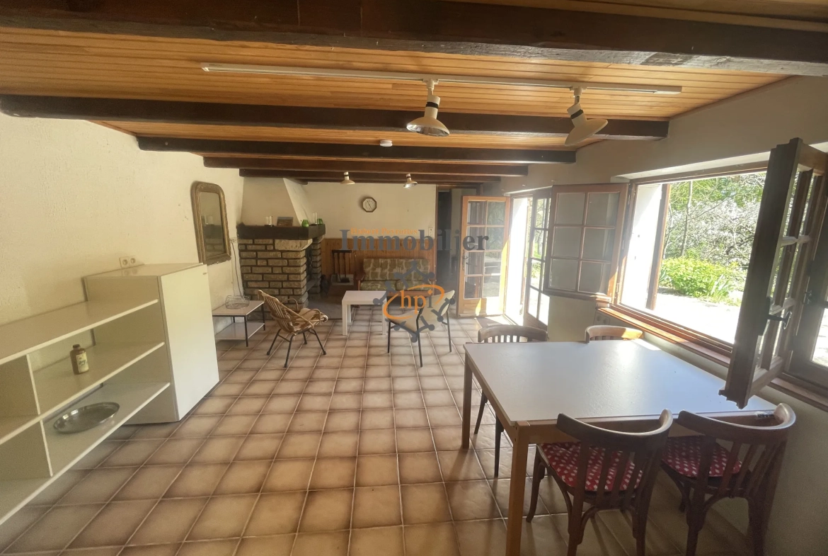 Maison de campagne avec terrain et studio à Broquiès dans la vallée du Tarn 