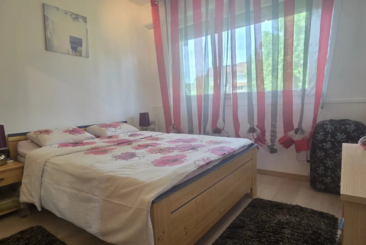 Maison de ville avec grange à Châtillon-Coligny, rare opportunité d'investissement 