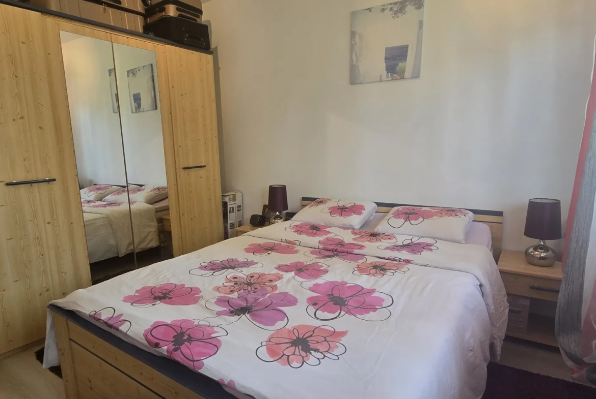 Maison de ville avec grange à Châtillon-Coligny, rare opportunité d'investissement 